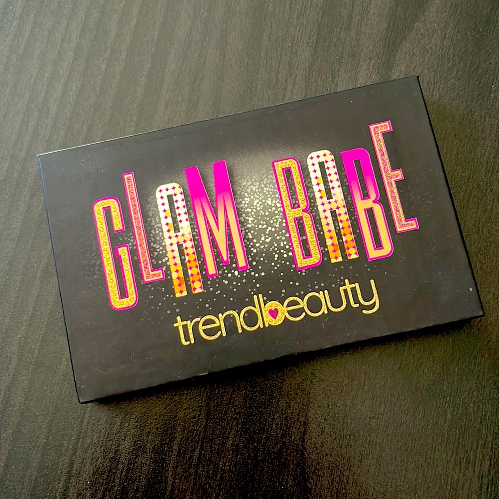 Glam Babe trendbeauty Eyeshadow Palette